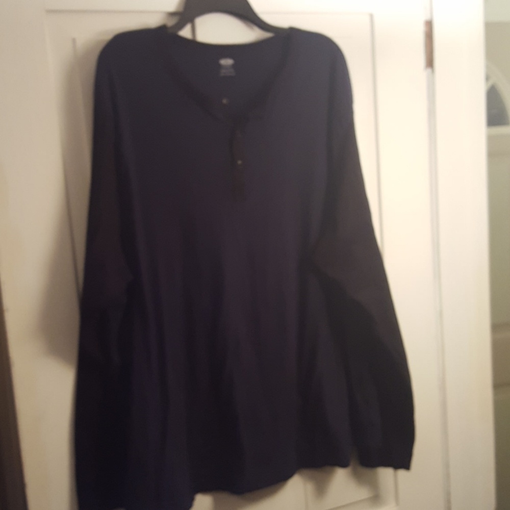 Old Navy Shirt. Size XXXL